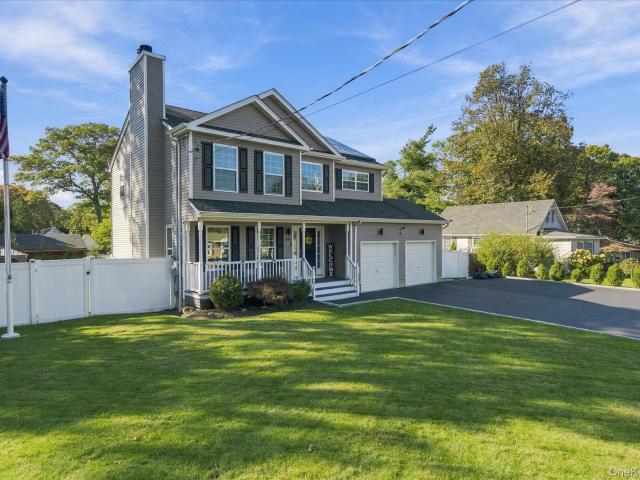 House for sale in Sound Beach, Town of Brookhaven