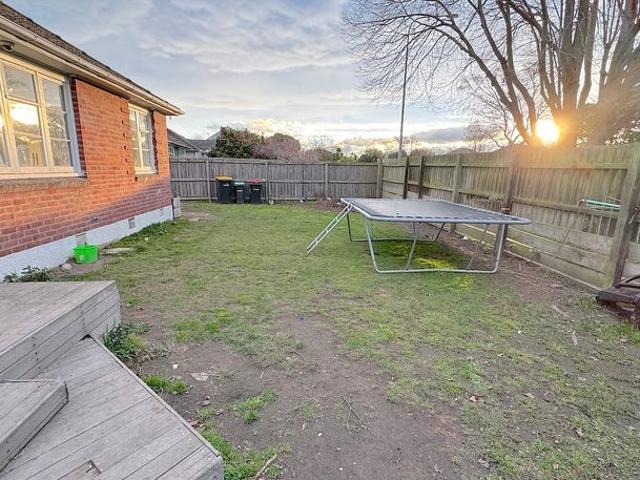 House for rent in Chaslands, Canterbury