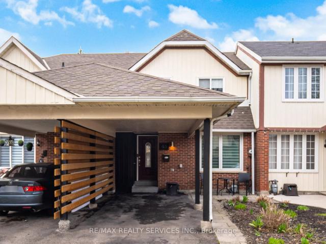 Townhouse for sale in Woburn, Ontario