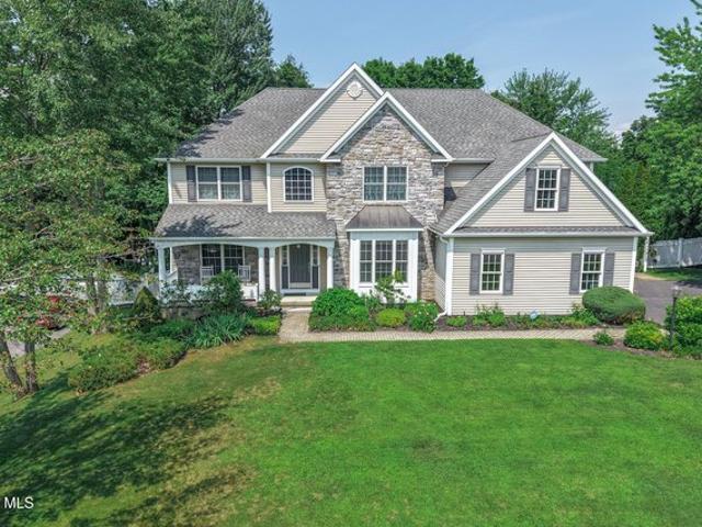 House for sale in Saratoga, New York