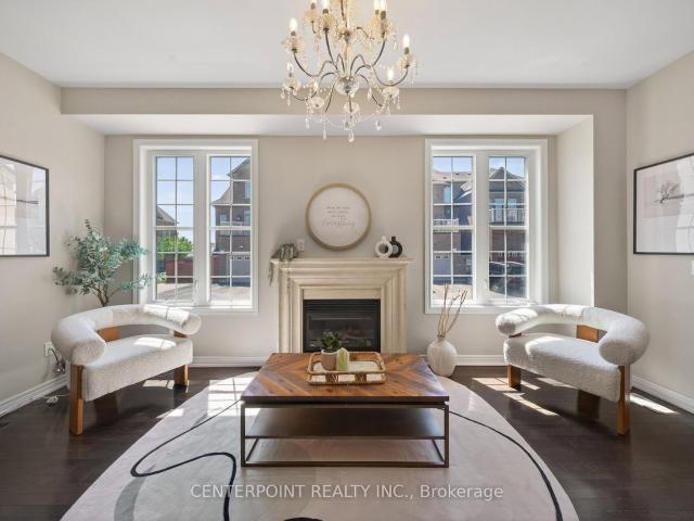 Townhouse for sale in Woburn, Ontario
