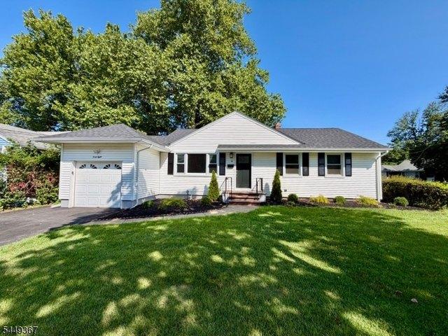 House for sale in Hillside, New Jersey