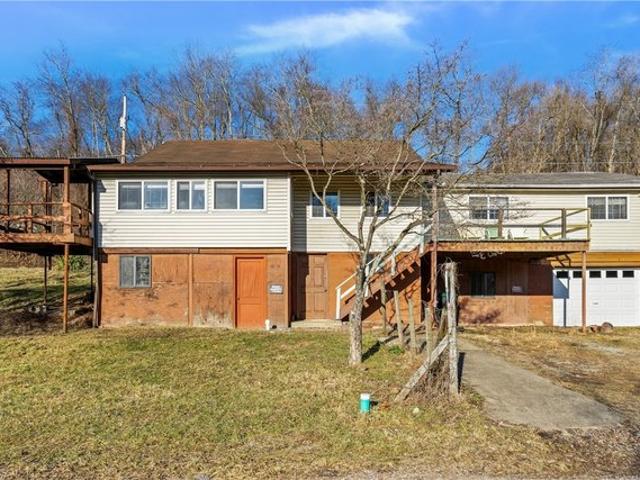 House for sale in Centerville, Pennsylvania