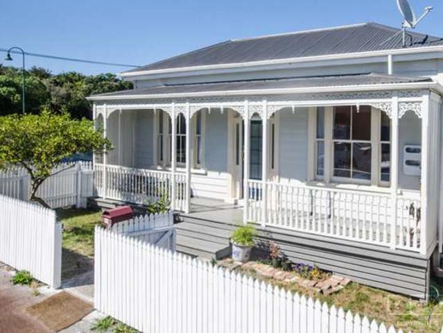 House for rent in Eden Terrace