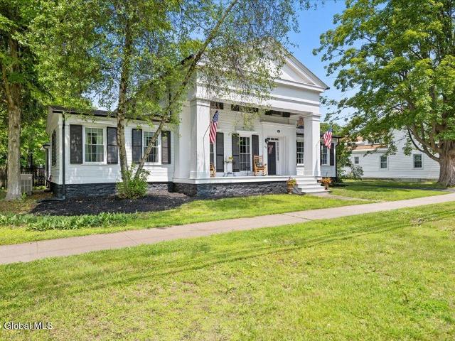 House for sale in Broadalbin