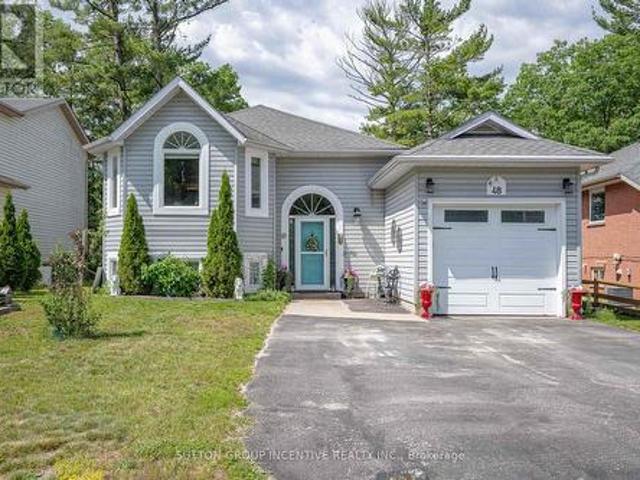 House for sale in Wasaga Beach, Ontario