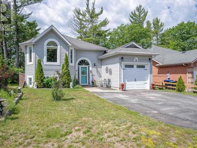 House for sale in Wasaga Beach, Ontario
