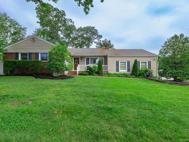 House for sale in Centereach, New York