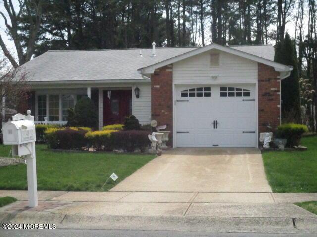 House for sale in Brick