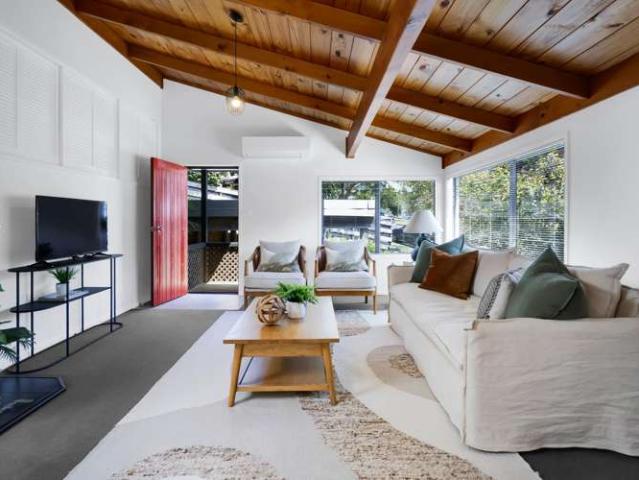 Townhouse for sale in Hillsborough, Taranaki