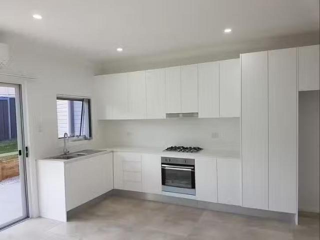 House for rent in Lalor Park