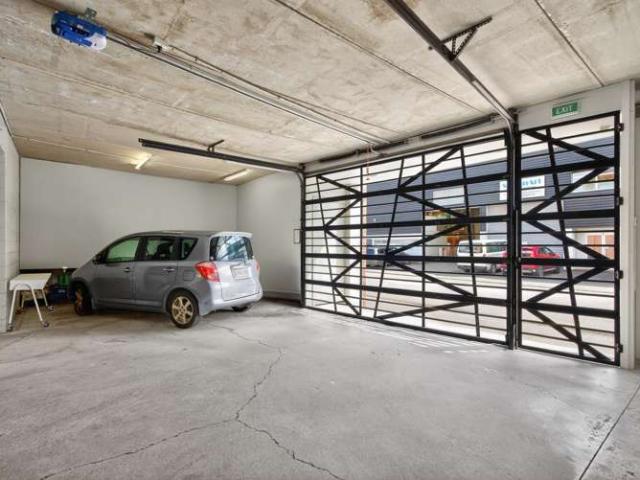 Apartment for sale in Days Bay, Wellington