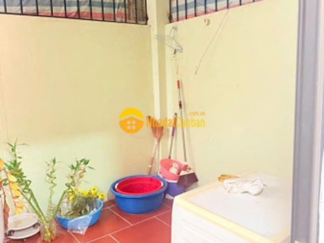 Nhà mặt phố bán