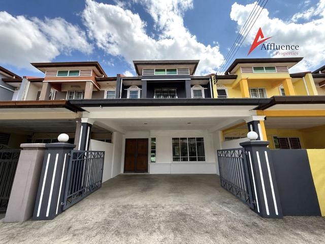 Terraced House for sale in Samarahan, Kota Samarahan