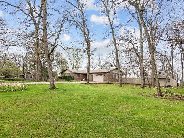 House for sale in Hampshire, Illinois