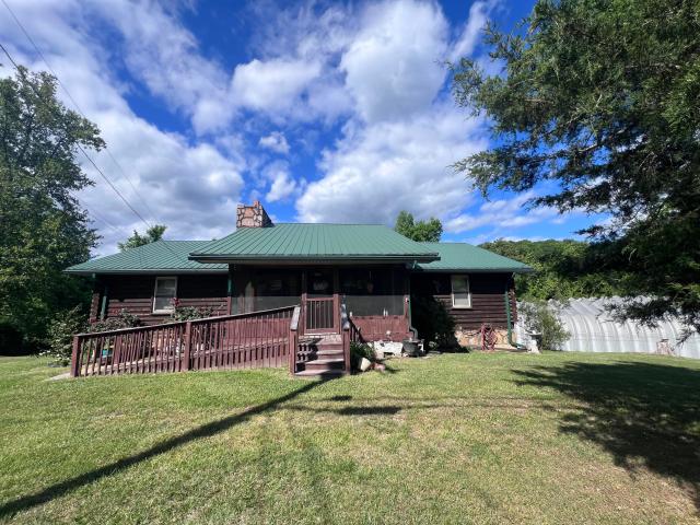 House for sale in Williamsburg, Kentucky