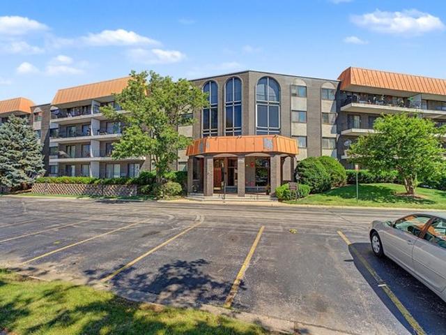 Condo for sale in Skokie, Illinois