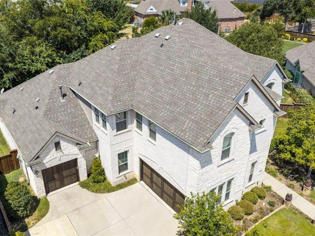 House for sale in Colleyville, Texas