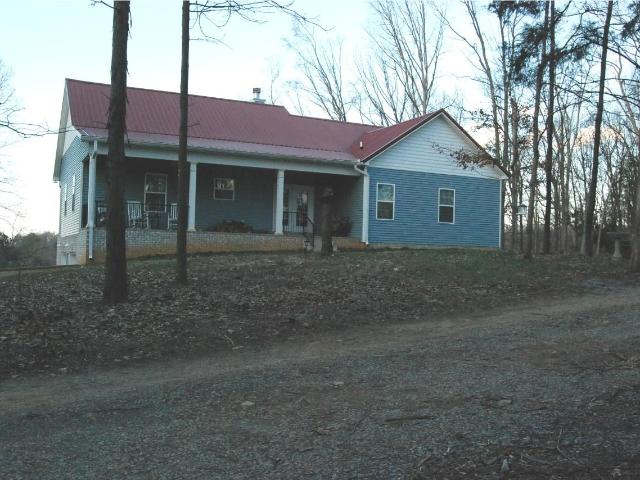 House for sale in Adolphus, Kentucky