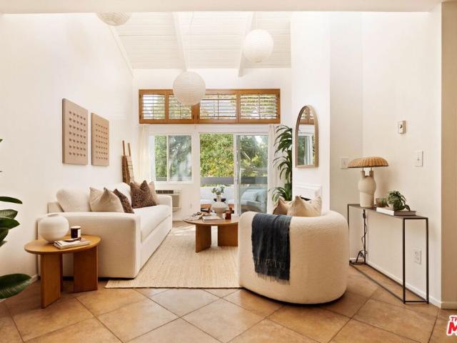 Condo for sale in Culver City, California