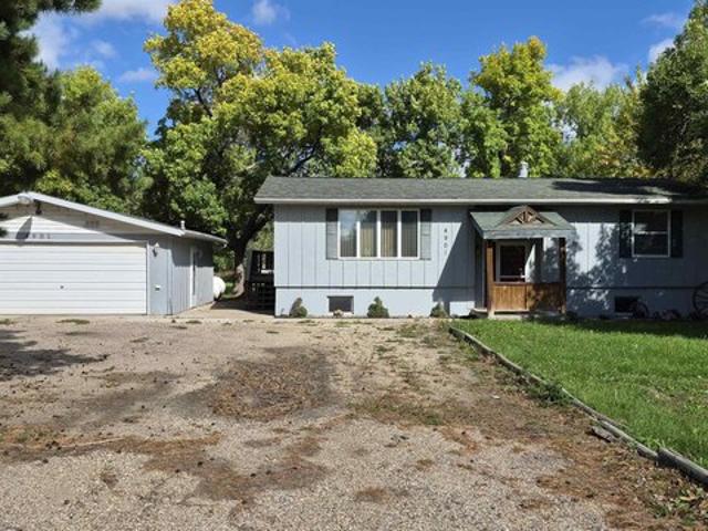 House for sale in Minot, Ward County