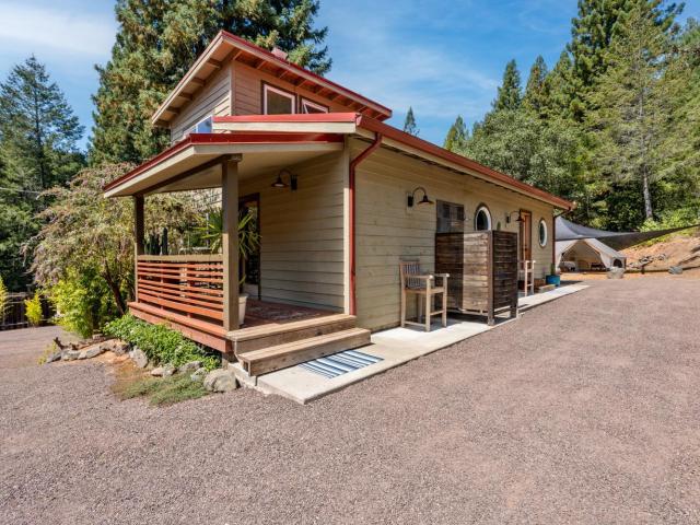 House for sale in Philo, California