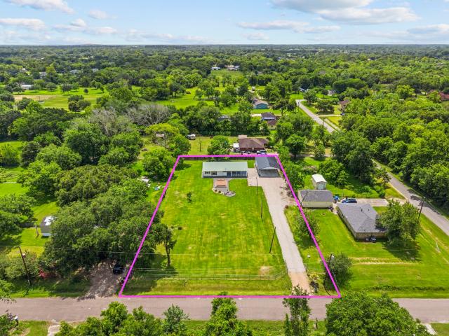 House for sale in Santa Fe, Texas