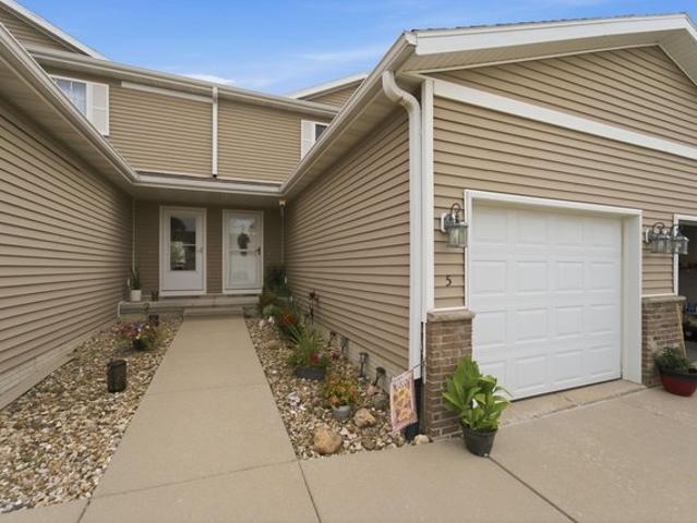 Condo for sale in Cedar Falls, Iowa