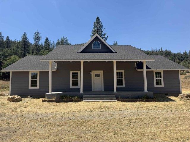 House for sale in Fort Jones, California
