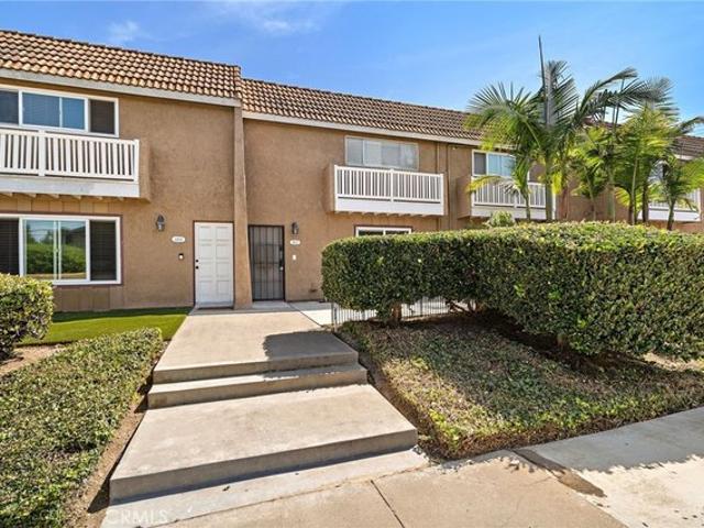 Condo for sale in Huntington Beach, California