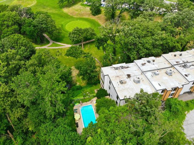 Condo for sale in Des Moines, Iowa