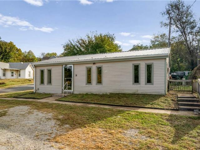 Commercial for sale in Saint Joseph, Buchanan County