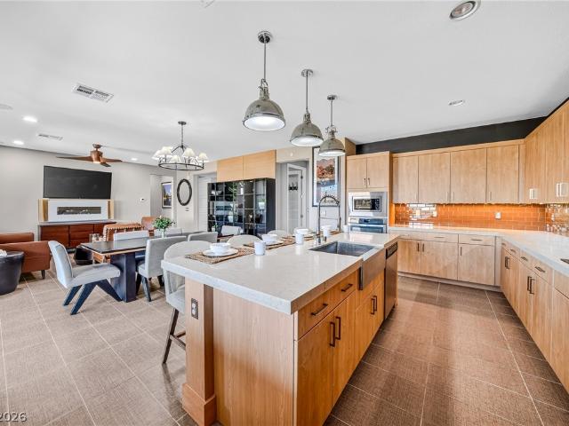 House for sale in Mountain Falls, Pahrump