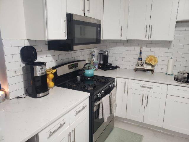 Property for rent in Harwood Heights, Illinois