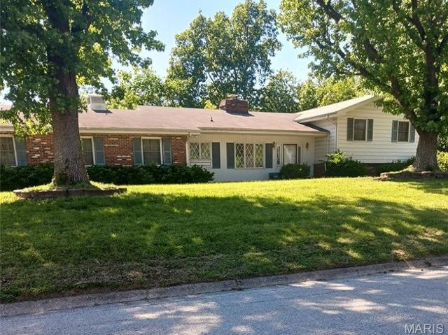 House for sale in Godfrey, Illinois