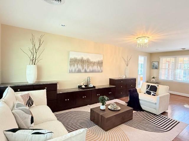 House for sale in Rose Hill Farms, Rose Hill