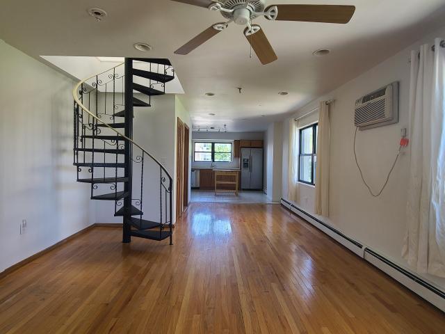 Condo for sale in Hudson, New Jersey