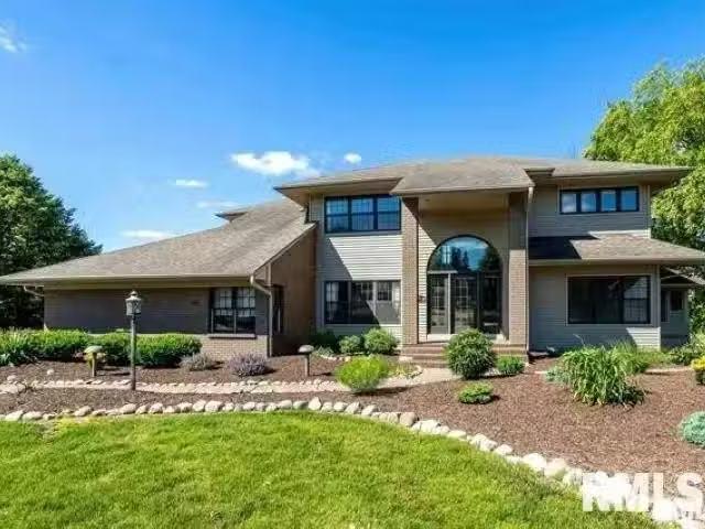 House for rent in Bettendorf House for rent in Bettendorf