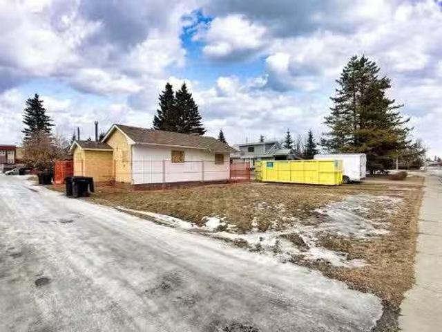 House for sale in Olds, Alberta