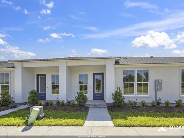 Townhouse for sale in Zachary, Louisiana