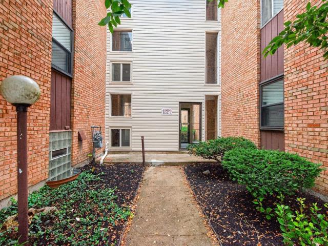 Condo for sale in Saint Bernard, Ohio
