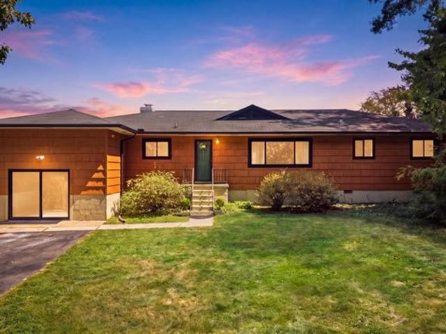 House for sale in Signal Mountain, East Tennessee