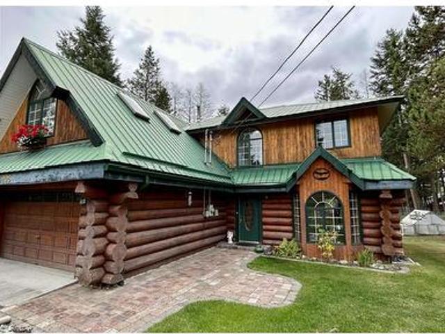 House for sale in 108 Mile Ranch, British Columbia