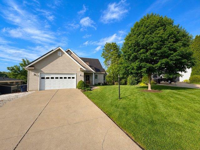 House for sale in Mapleton, Illinois