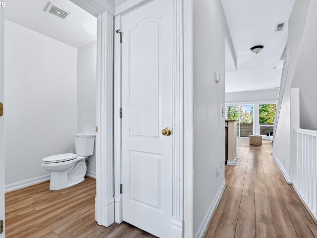 Townhouse for sale in Terwilliger Pointe, Portland