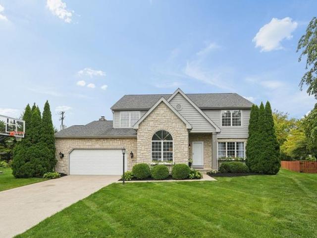 House for sale in Britton Farms, Hilliard