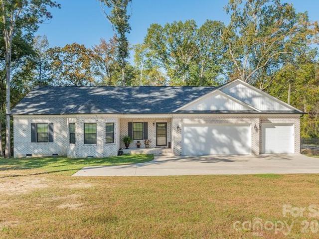 House for sale in Mad River, North Carolina