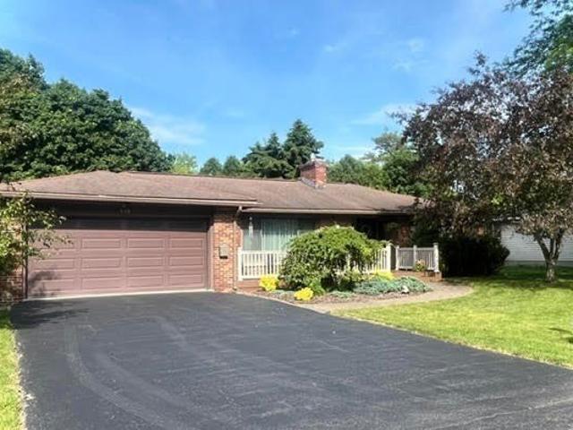 House for sale in Syracuse, New York