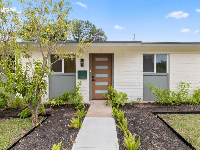 House for sale in Glenwood Square, Austin