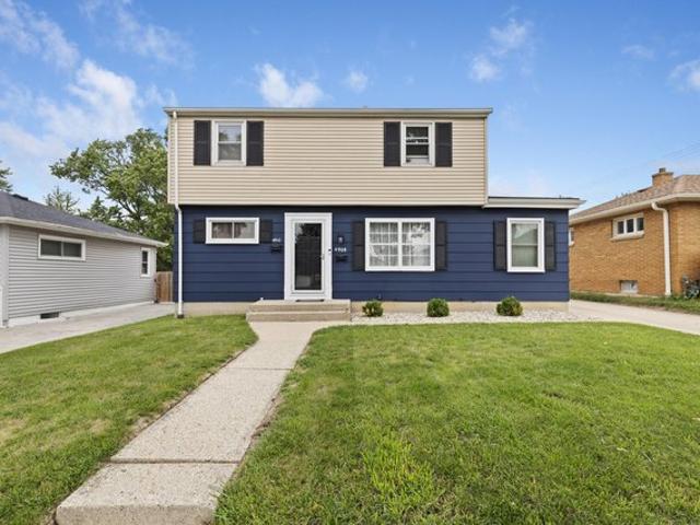 House for sale in Milwaukee, Wisconsin